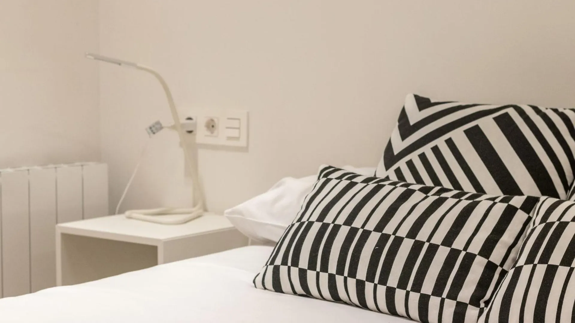 Aitite By People Rentals Bilbao 0*,  Spain